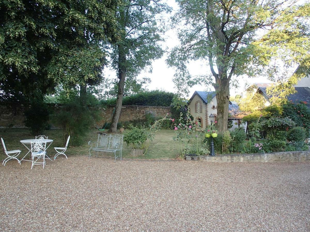 France Petit Chateau Loué Exterior photo